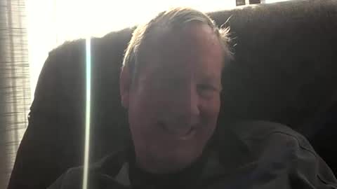 Snapshot of monkeedance chatting on 01-28-25, 10:23 Monkee Dance online show from 01-28-25, 10:23