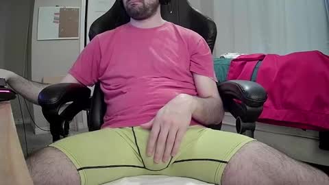 Snapshot of monkey_4u chatting on 02-21-25, 08:49 monkey_4u online show from 02-21-25, 08:49