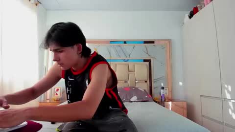 monky_0002 online show from 03-22-26, 09:51