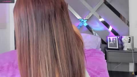 Snapshot of monroe_glez05 chatting on 03-06-25, 04:41 Marilyn online show from 03-06-25, 04:41