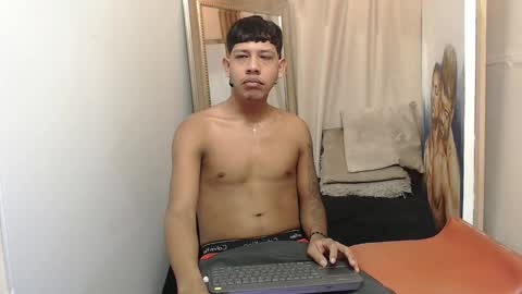 Snapshot of monsoon_the_best chatting on 11-05-25, 02:22 monsoon_the_best online show from 11-05-25, 02:22