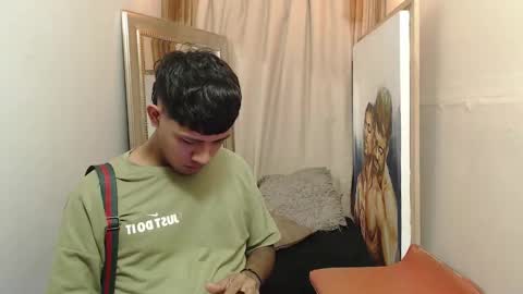 Snapshot of monsoon_the_best chatting on 11-09-25, 02:43 monsoon_the_best online show from 11-09-25, 02:43