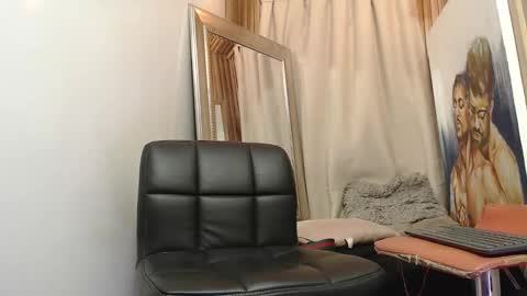 Snapshot of monsoon_the_best chatting on 11-22-25, 05:28 monsoon_the_best online show from 11-22-25, 05:28