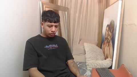 Snapshot of monsoon_the_best chatting on 12-15-25, 02:16 monsoon_the_best online show from 12-15-25, 02:16