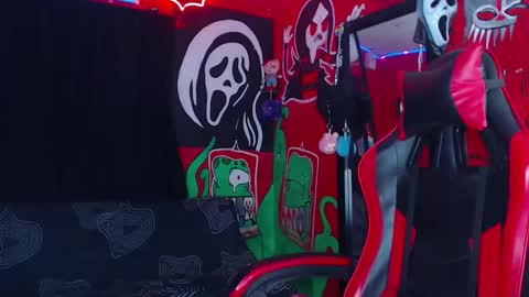 Xavier Rodriguez online show from 12-21-25, 06:31