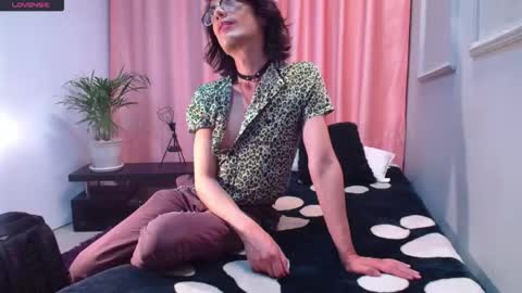 Linda Darling online show from 01-11-26, 07:13