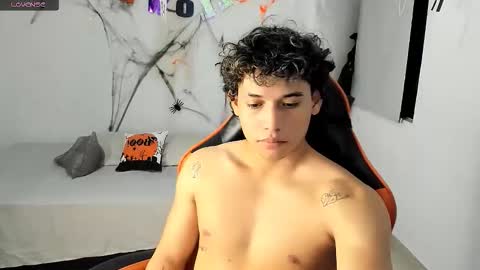 montes_juan online show from 10-24-25, 02:19