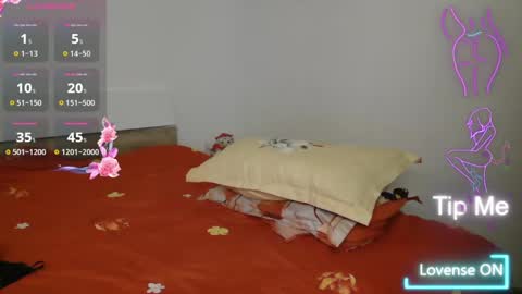 Monse online show from 03-11-25, 07:37