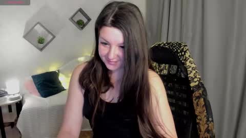 mood_berry online show from 10-11-25, 01:38