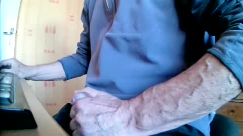 Snapshot of mookie2 chatting on 02-19-25, 10:45 mookie2 online show from 02-19-25, 10:45