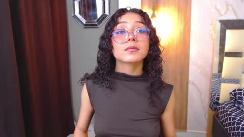 moon_and_fire_ online show from 04-13-26, 04:40