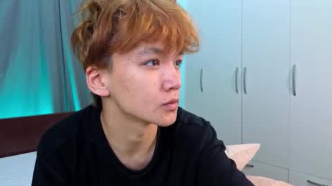 Felix and Maddy online show from 11-06-25, 01:23