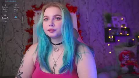 Emilia online show from 09-20-25, 08:48