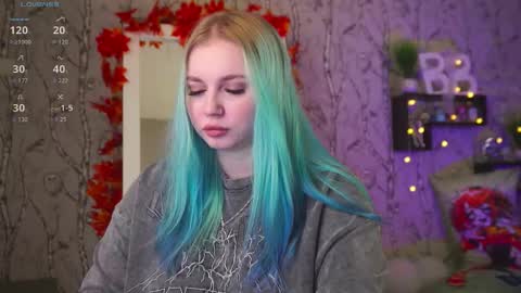 Emilia online show from 09-24-25, 07:33