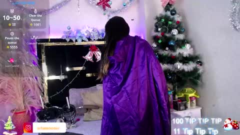 Moon Water   online show from 11-29-25, 10:18