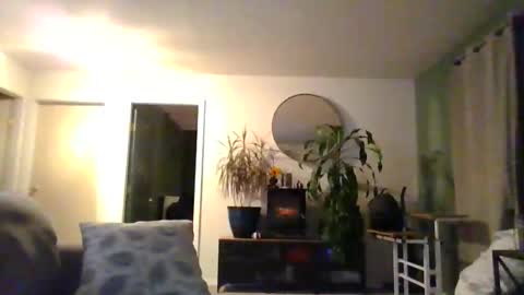 Snapshot of moonbutterfly94 chatting on 11-01-25, 10:17 moonbutterfly94 online show from 11-01-25, 10:17