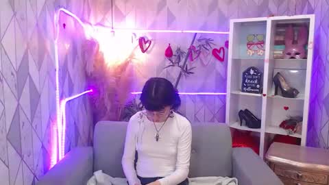 Snapshot of mooncharlotte chatting on 11-07-25, 08:09 Charlotte online show from 11-07-25, 08:09