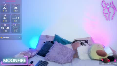 Nicky  online show from 12-11-24, 05:21