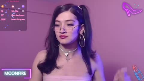 Nicky  online show from 11-25-25, 04:12