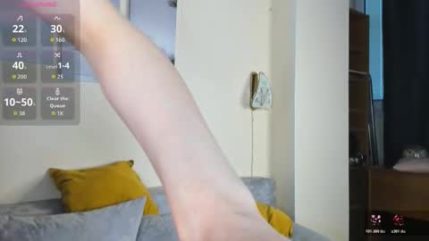 Snapshot of moongrove chatting on 02-24-26, 01:53 Eva online show from 02-24-26, 01:53