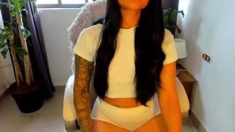 moonie_baddie31 online show from 09-28-25, 06:13