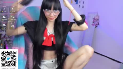 MOON  online show from 09-17-25, 02:13