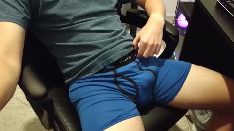 moonlighter7 online show from 10-25-25, 01:35