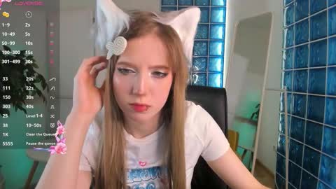 Asuna online show from 11-15-25, 06:44