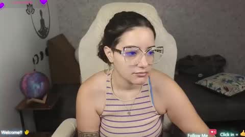 Moon Woman online show from 02-21-25, 03:34