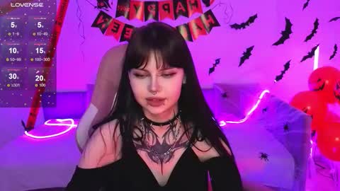 Morana online show from 10-28-25, 02:37