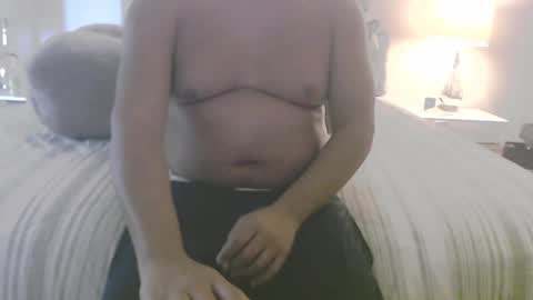 Snapshot of moreofthis chatting on 02-19-26, 06:37 Didier online show from 02-19-26, 06:37