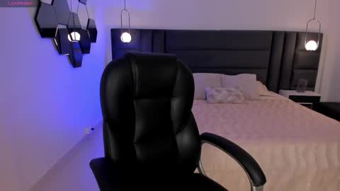 Morgan Hicks online show from 09-15-25, 06:52