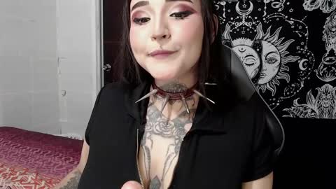 Morgan Moon online show from 10-07-25, 11:46