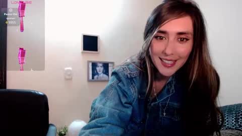 Snapshot of moriahhoe chatting on 12-04-24, 07:34 Moriah online show from 12-04-24, 07:34