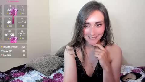 Snapshot of moriahhoe chatting on 01-28-25, 10:34 Moriah online show from 01-28-25, 10:34