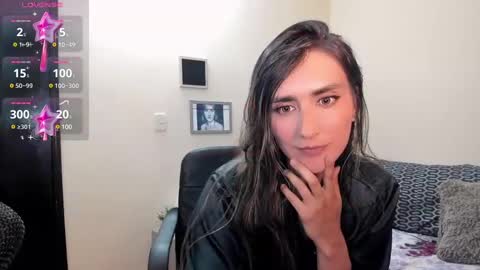 Snapshot of moriahhoe chatting on 02-03-25, 10:21 Moriah online show from 02-03-25, 10:21