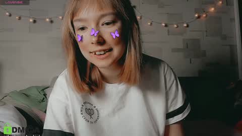 Snapshot of morimy chatting on 12-17-24, 06:13 Lisa 3 online show from 12-17-24, 06:13