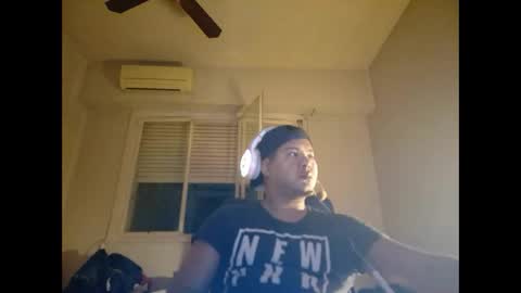 Snapshot of morocho777 chatting on 03-03-25, 05:31 Bruno online show from 03-03-25, 05:31