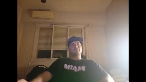 Snapshot of morocho777 chatting on 09-12-25, 08:25 Bruno online show from 09-12-25, 08:25