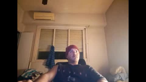 Snapshot of morocho777 chatting on 09-24-25, 05:33 Bruno online show from 09-24-25, 05:33