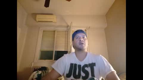 Snapshot of morocho777 chatting on 11-07-25, 04:56 Bruno online show from 11-07-25, 04:56