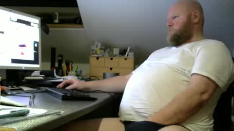 Martin online show from 12-25-24, 05:05