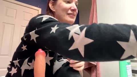 Mossy Mommy online show from 02-13-25, 05:01