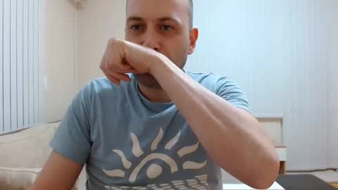 Snapshot of mostwanted7 chatting on 10-09-25, 05:33 mostwanted7 online show from 10-09-25, 05:33