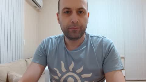 Snapshot of mostwanted7 chatting on 11-17-25, 04:35 mostwanted7 online show from 11-17-25, 04:35