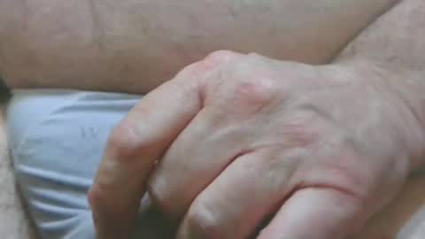 moth12 online show from 03-04-25, 04:52