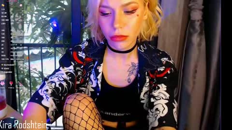 Snapshot of motherofdragons__ chatting on 03-09-25, 12:21 fansly kirarodshtein online show from 03-09-25, 12:21