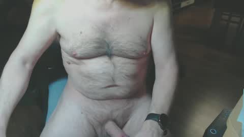 Snapshot of moto1970 chatting on 12-27-24, 03:37 Horny FIN man online show from 12-27-24, 03:37