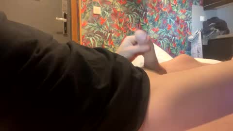 CamO online show from 12-18-25, 08:26