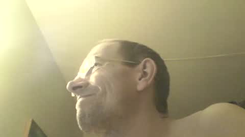 Snapshot of moviem1978 chatting on 02-02-25, 05:15 Frederik online show from 02-02-25, 05:15